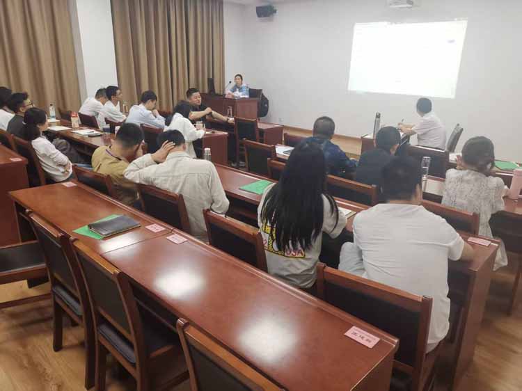 坚守绿色初心 共话成长之路